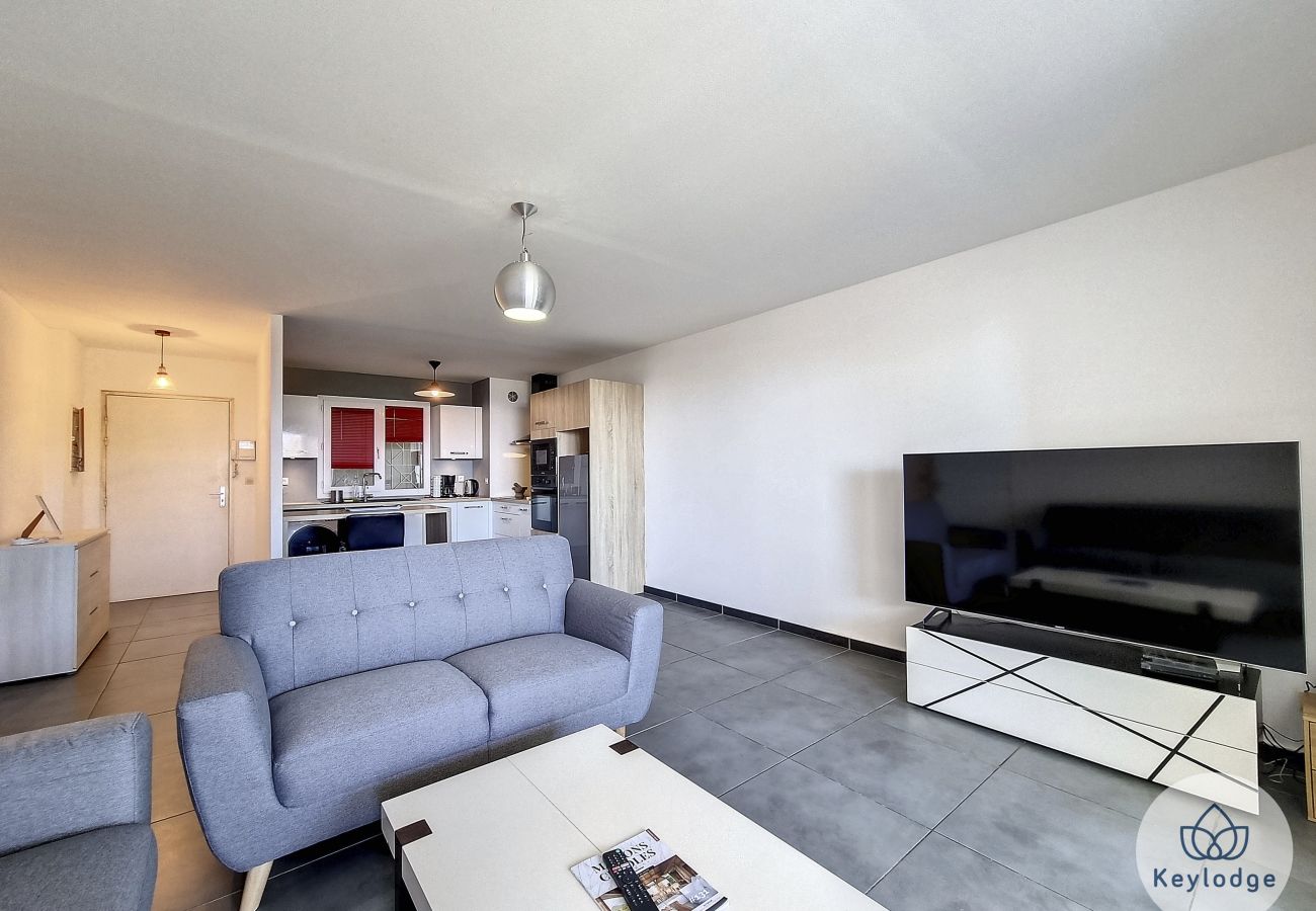 Apartment in Saint Denis - T3 Bô'Pi - 79 m² - Saint-Denis close to the University Hospital