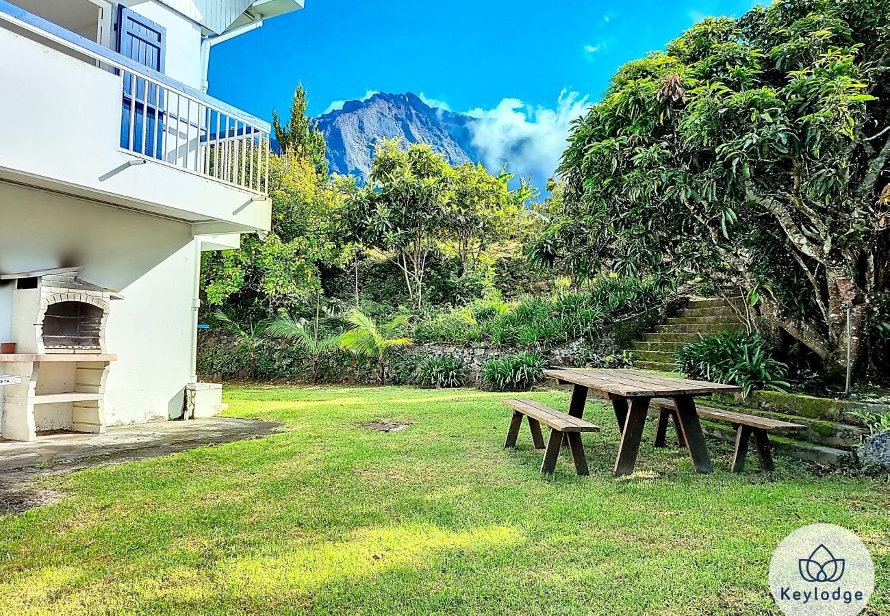 House in CILAOS -  Villa La Thébaïde***  with pool and mountain view- Cilaos