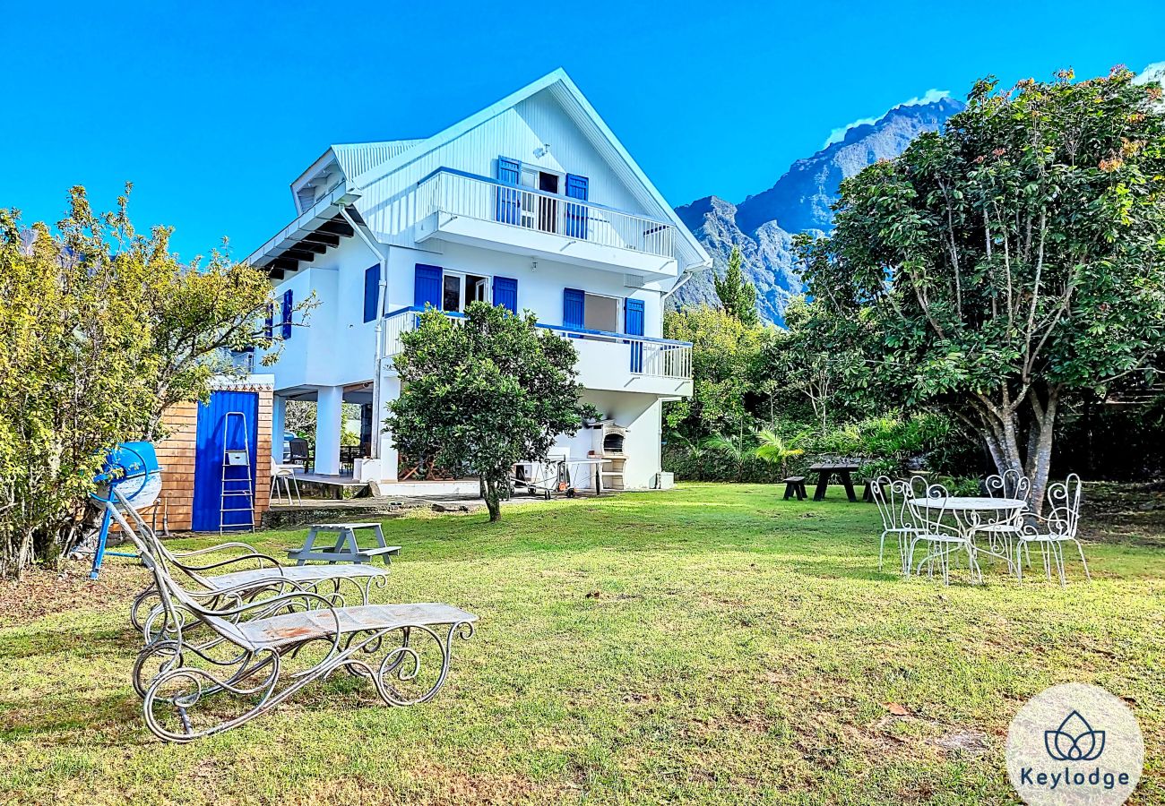 House in CILAOS -  Villa La Thébaïde***  with pool and mountain view- Cilaos