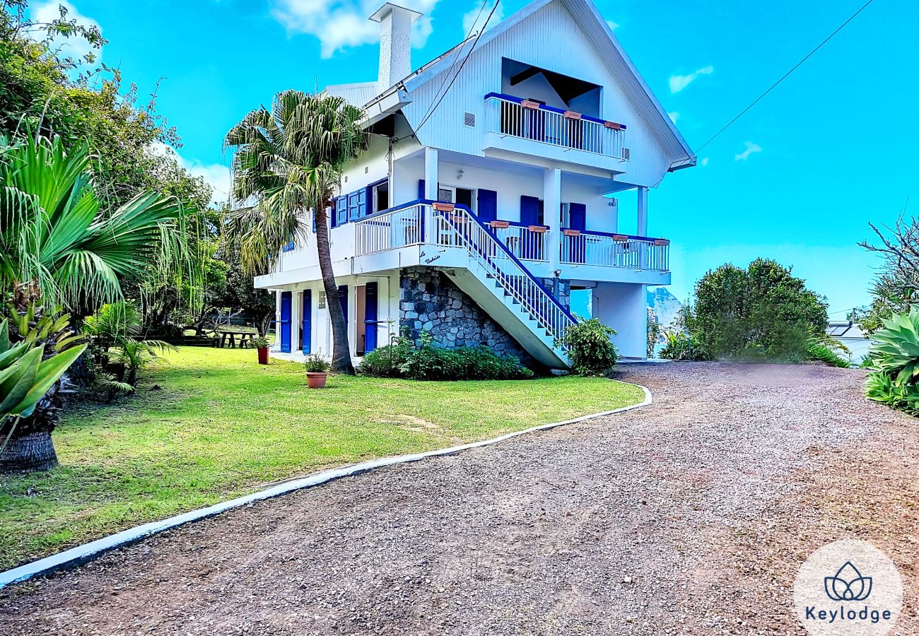 House in CILAOS -  Villa La Thébaïde***  with pool and mountain view- Cilaos