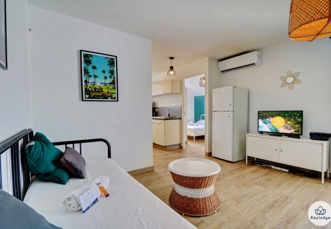 Saint-Gilles les Bains - Apartment