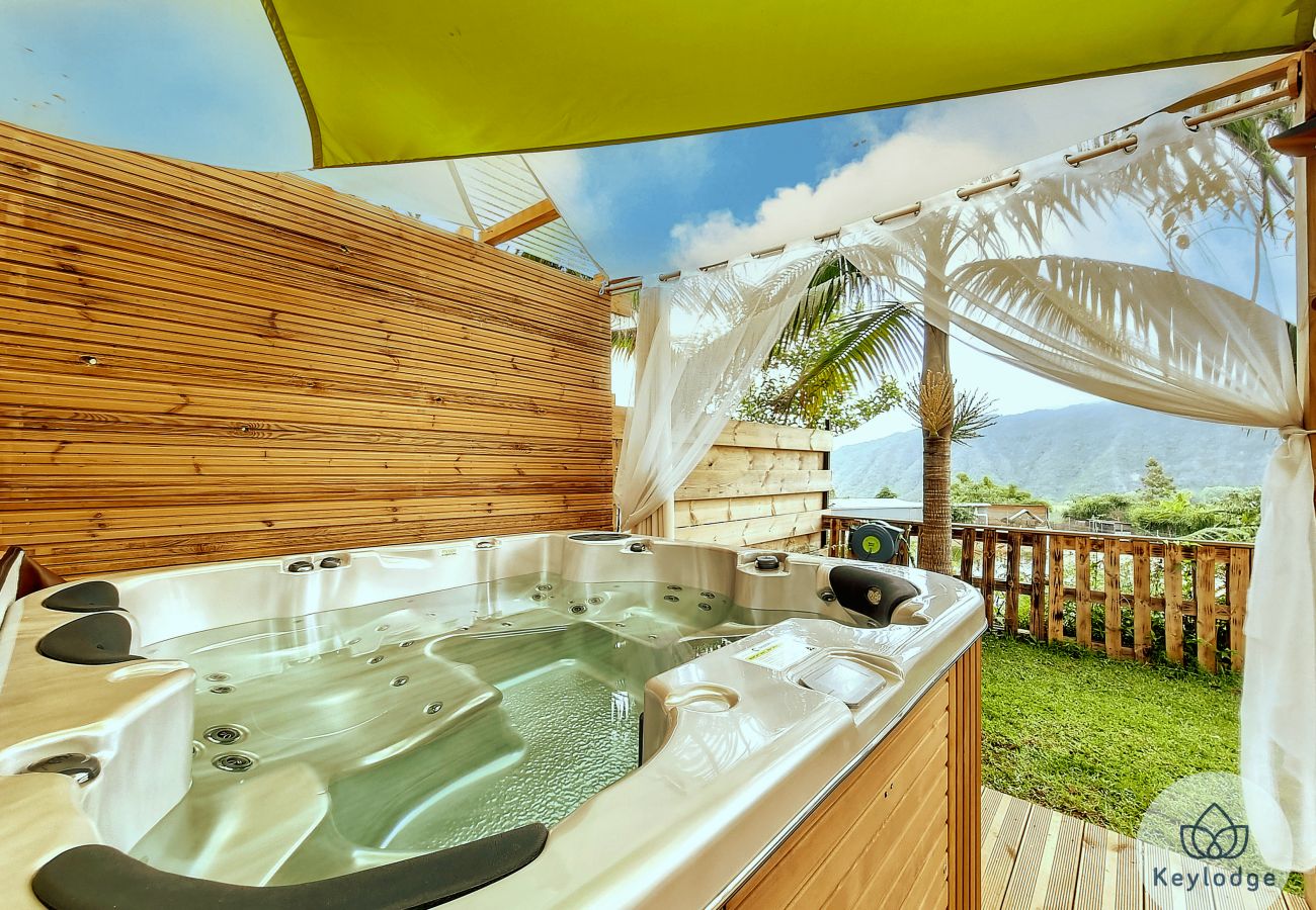 Bungalow in SAINT-LOUIS - Jardin de Montplaisir - Joli Coeur – 25m² bungalow with jacuzzi and mountain view – Saint-Louis