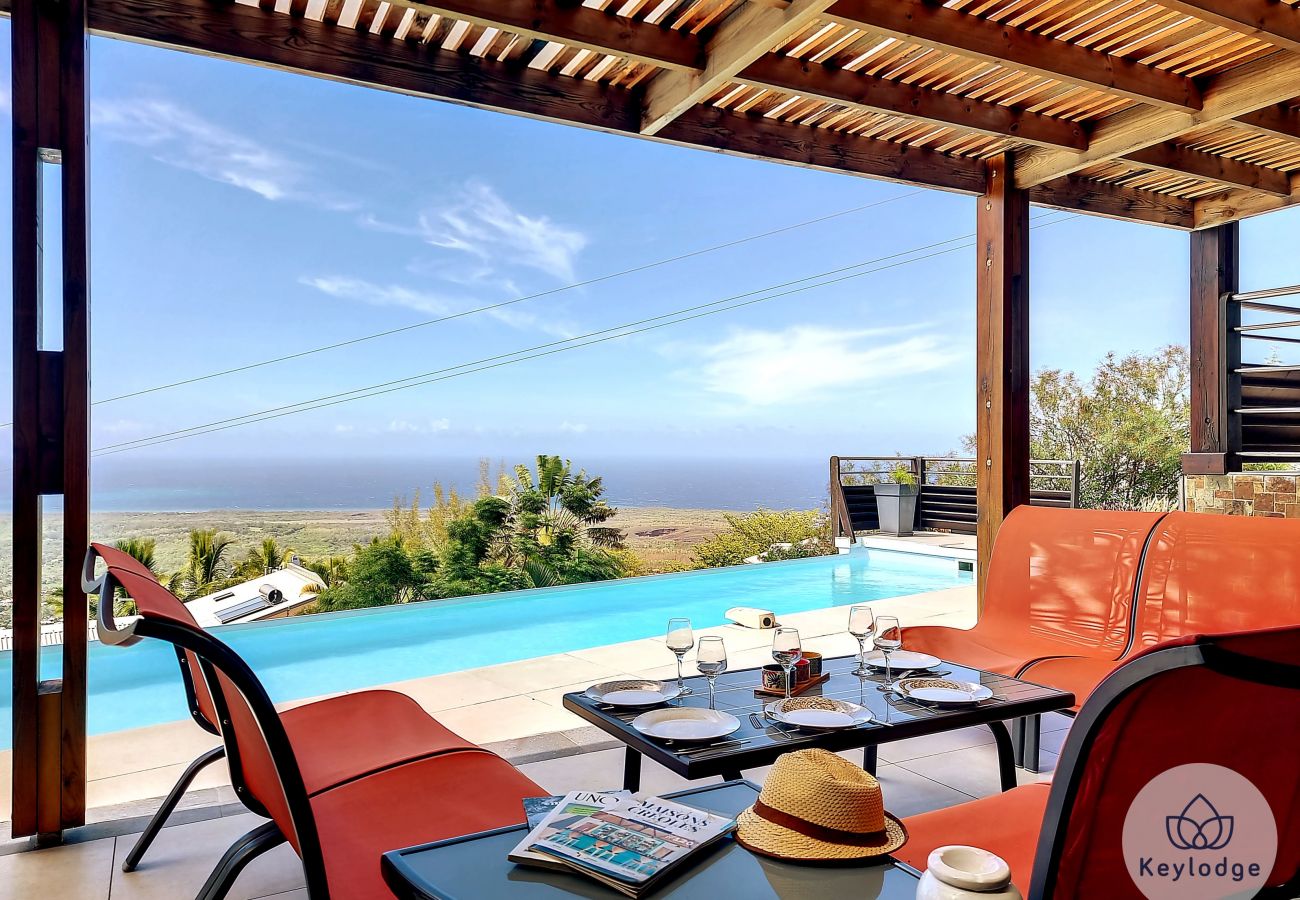 House in LES AVIRONS - Balcons du Sud, Villa Perle de l’Océan - Infinity pool with a sea view - Les Avirons