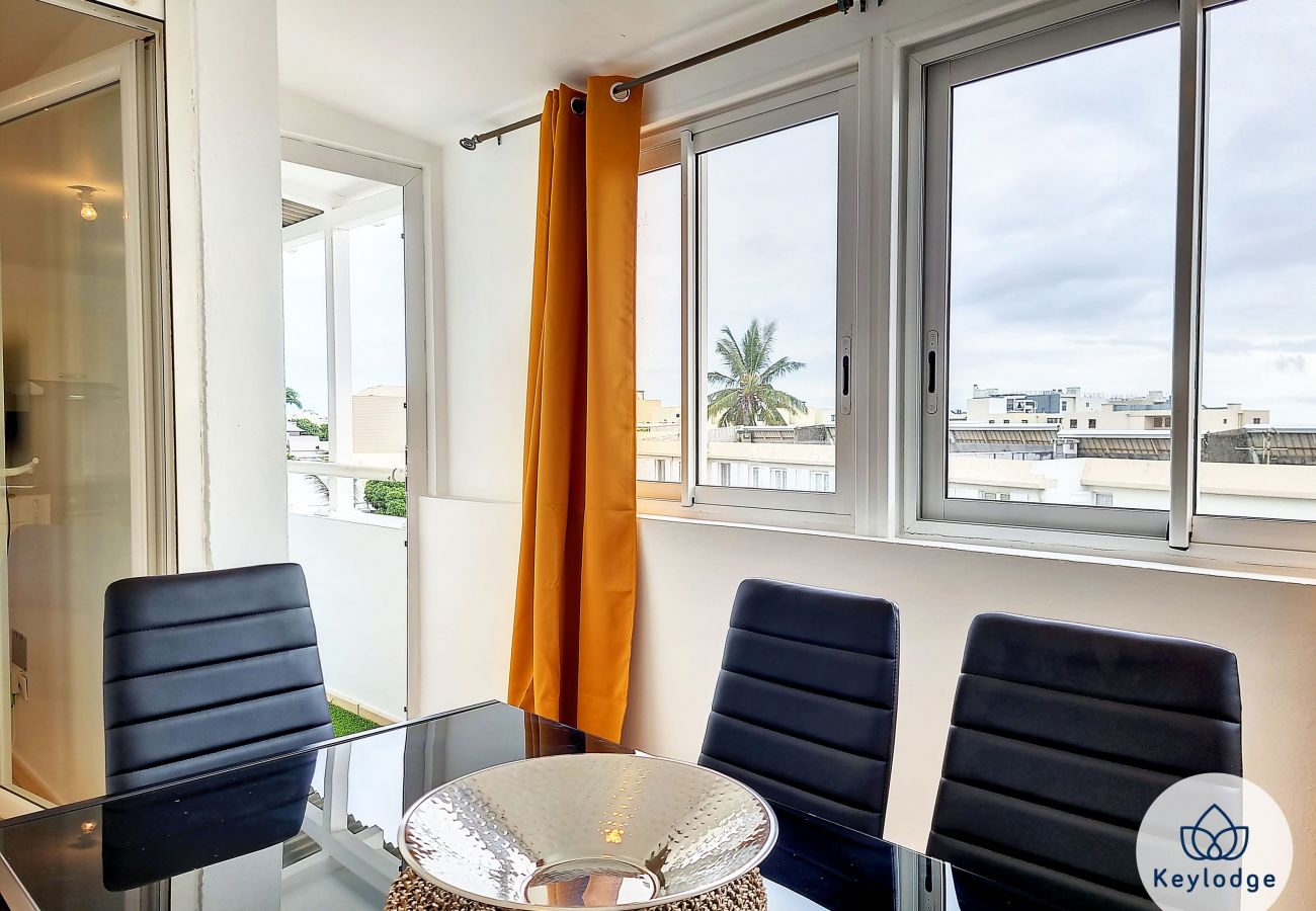 Apartment in Saint Denis - T2 – Louise - 50 m² - Close to Saint-Denis centre