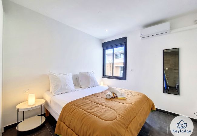 Saint-Gilles les Bains - Apartment