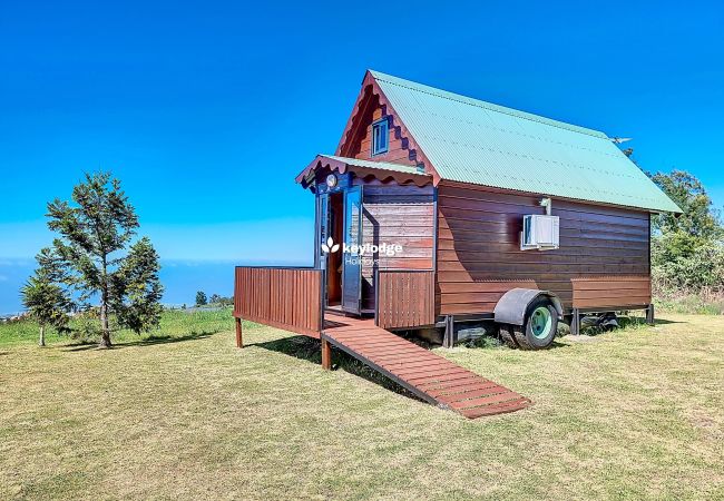 Bungalow/Linked villa in LE TAMPON - Roulotte géante – 48m²– La Plaine des Cafres