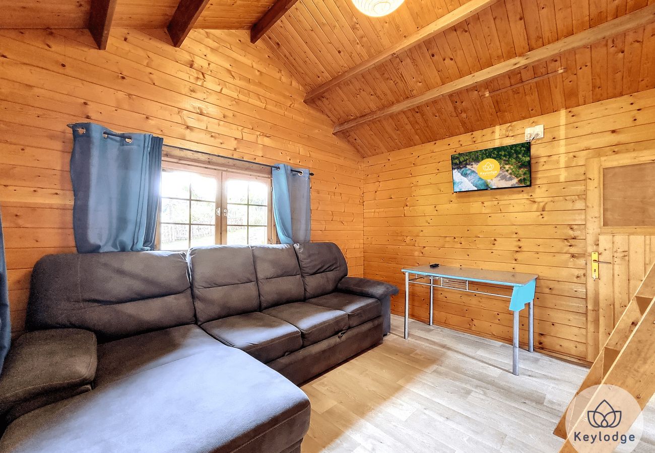 Bungalow à SAINT-LOUIS - Jardin de Montplaisir - Joli Coeur – Bungalow 25m² avec jacuzzi et vue sur la montagne – Saint-Louis