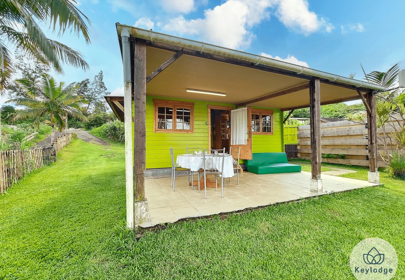 Bungalow à SAINT-LOUIS - Jardin de Montplaisir - Yucca – Bungalow 25m² avec vue sur la montagne – Saint-Louis