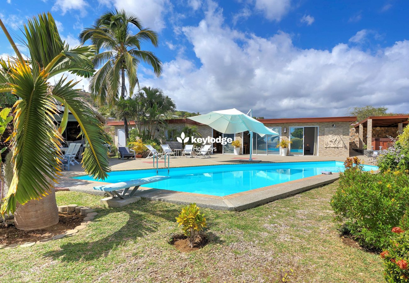 Maison à Saint-Gilles les Bains - Chez Jab villa – avec piscine, à 2 min de la plage de Boucan Canot