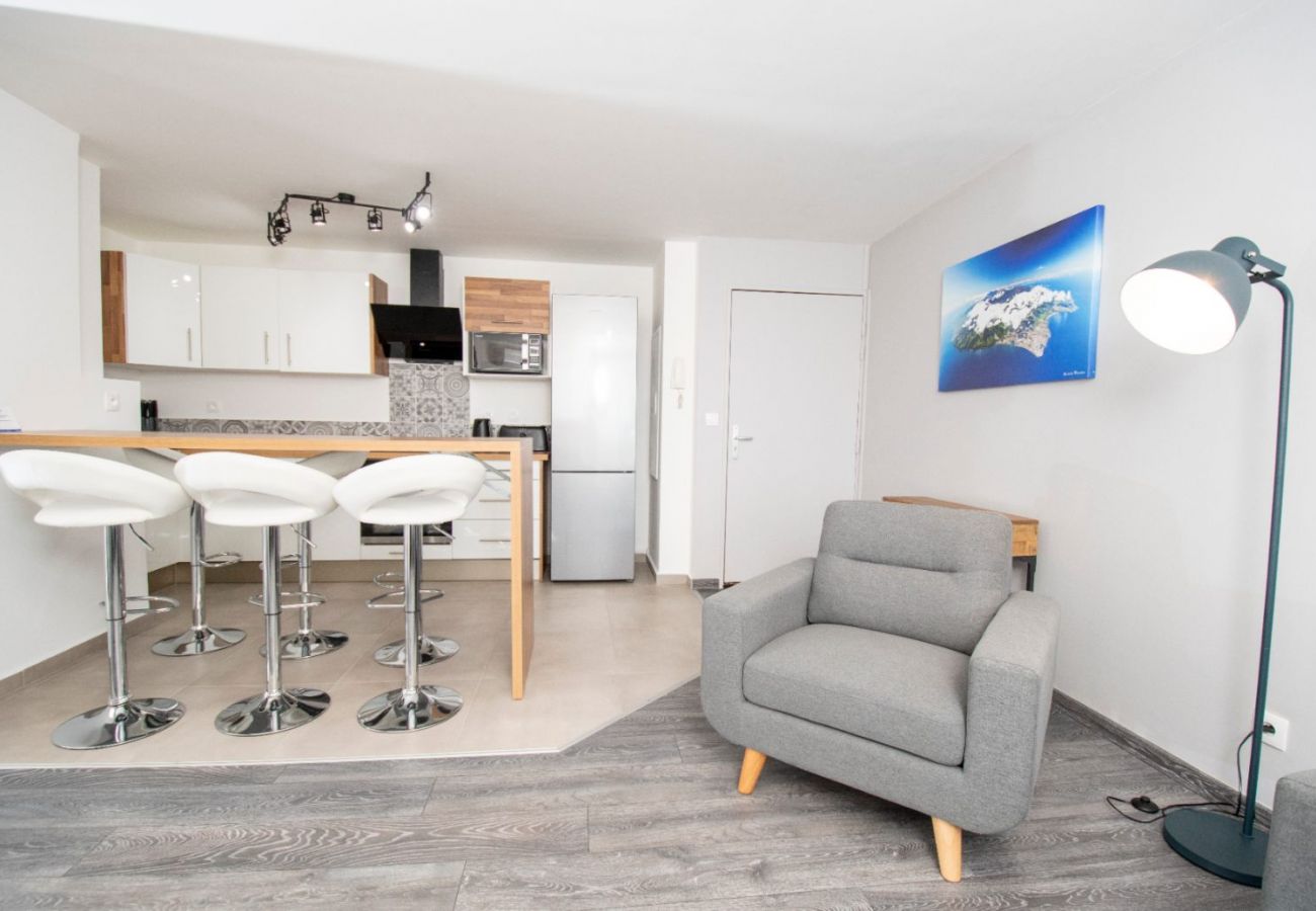 Appartement à Sainte-Clotilde - T4 - CozyLodge - 70 m2 - Rénové - 10 mn de l'aéroport Saint-Denis 