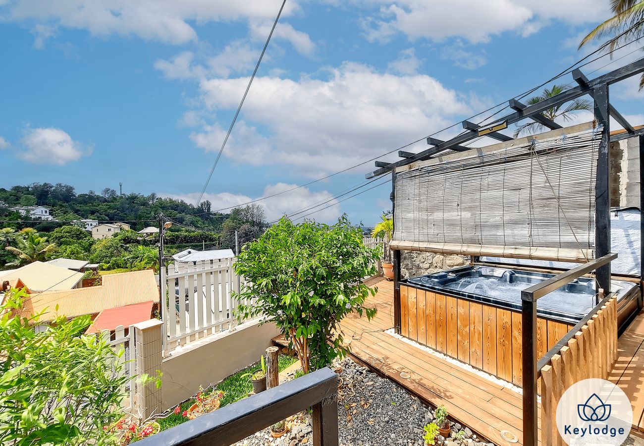 Maison à SAINT-LOUIS - Villa Scholastie – 104 m² avec jacuzzi – Saint-Louis