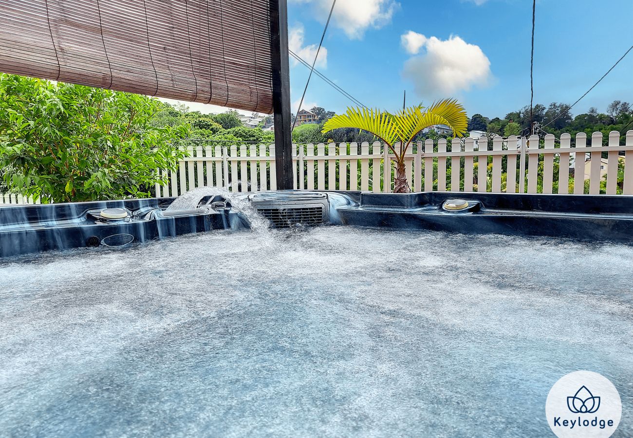 Maison à SAINT-LOUIS - Villa Scholastie – 104 m² avec jacuzzi – Saint-Louis