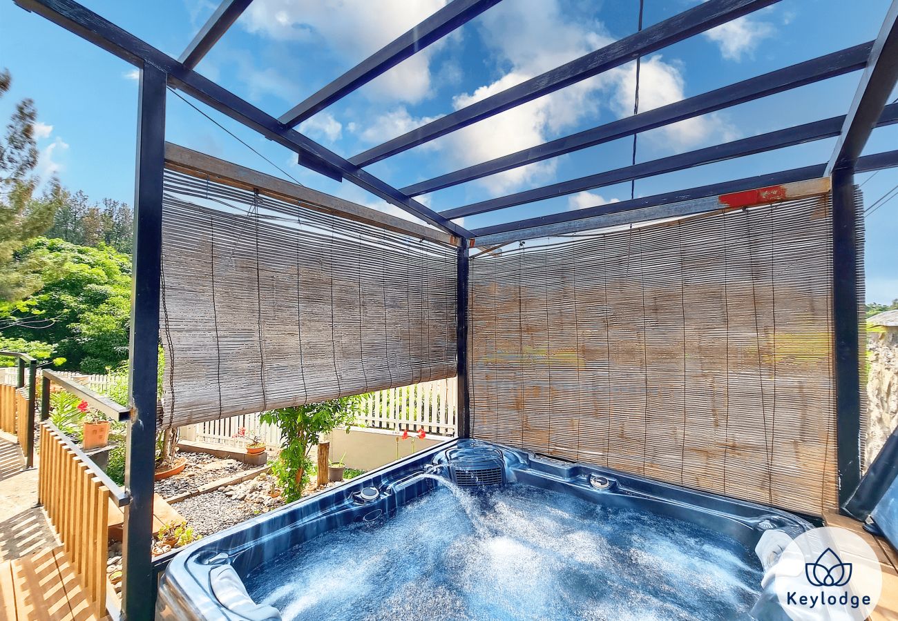 Maison à SAINT-LOUIS - Villa Scholastie – 104 m² avec jacuzzi – Saint-Louis