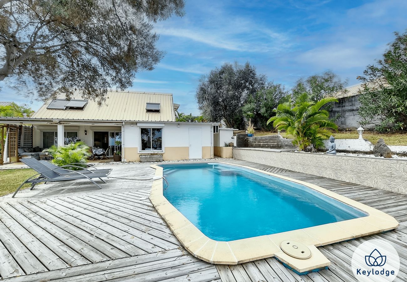 Maison à Saint-Gilles les Hauts - Villa Cadentia*** – 3 chambres avec piscine et vue mer – Saint-Gilles les Hauts