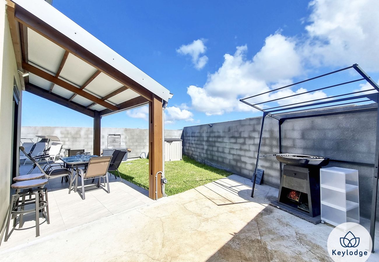 Maison à SAINT-PIERRE - Villa Clokassya, avec piscine à Saint-Pierre