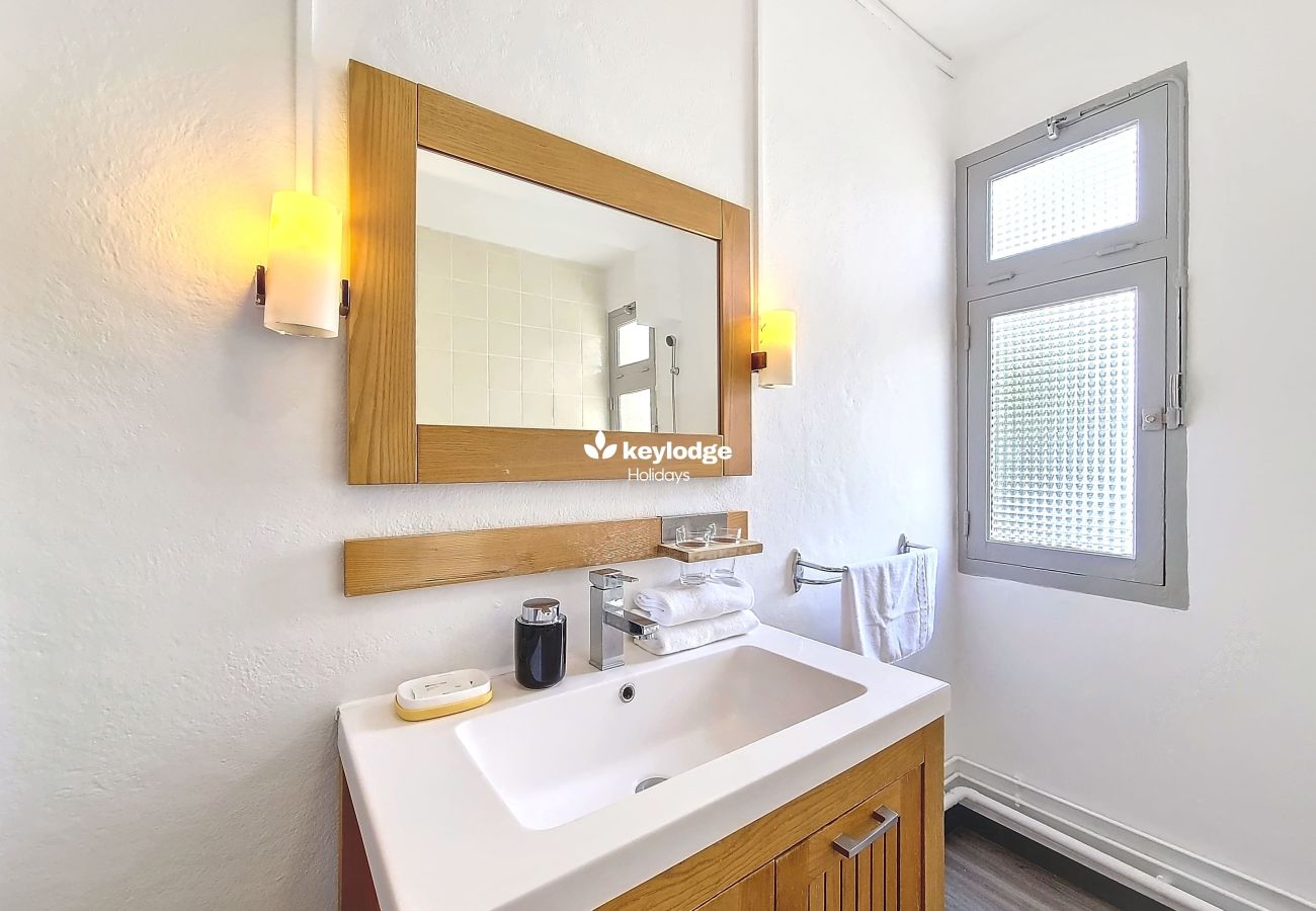 Appartement à Saint Denis - La Tourette, T2 de 49m² à Saint-Denis